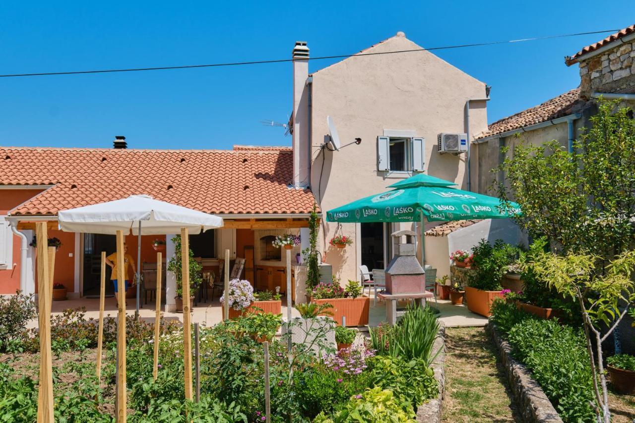 Apartment Kaleta Sveti Jakov Екстериор снимка