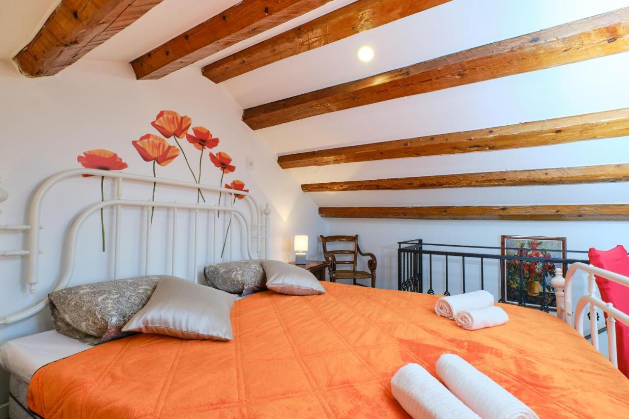 Apartment Kaleta Sveti Jakov Екстериор снимка